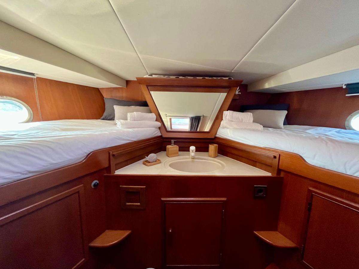 Navi Yacht A Sete, 2 A 8 Couchages, Privatif 호텔 외부 사진