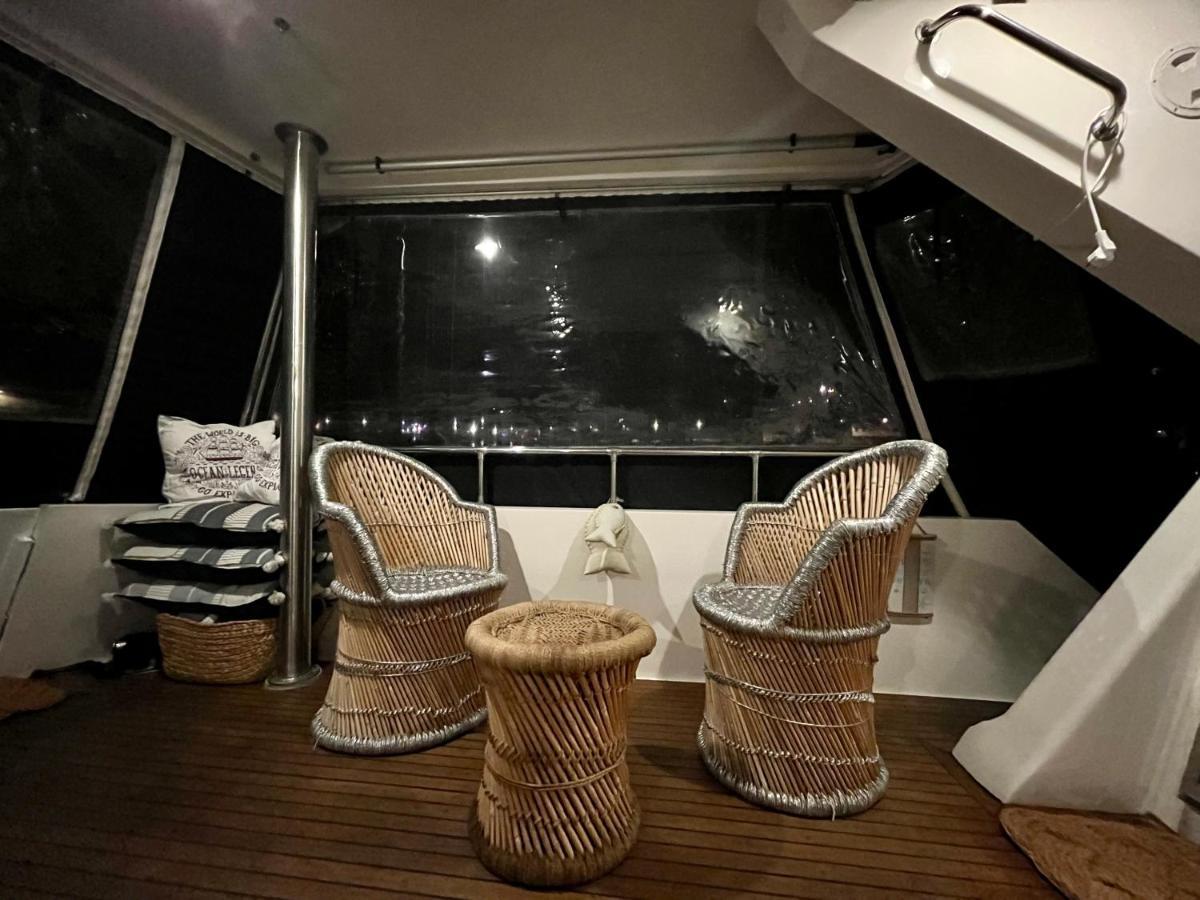 Navi Yacht A Sete, 2 A 8 Couchages, Privatif 호텔 외부 사진